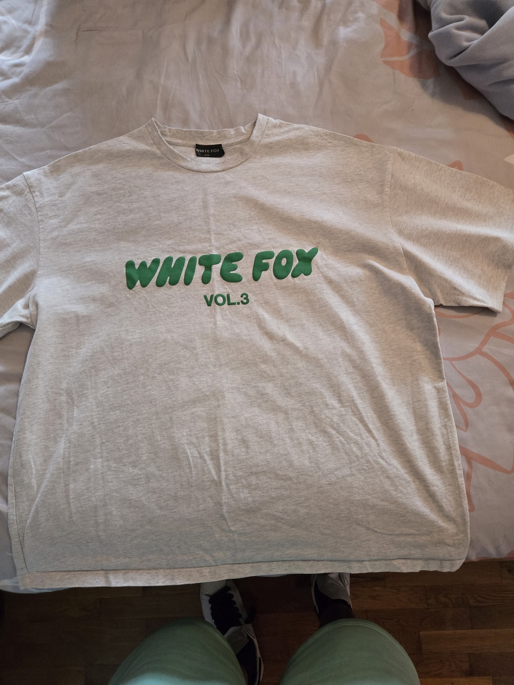 White Fox Vol.3 T-Shirt Sz. L/XL Women Grey W/ Green Logo Rare
